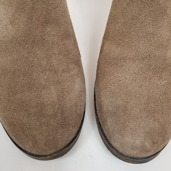 Vince Camuto Hessa Suede Stacked Heel Chelsea Boots Booties Taupe Tan Size 8.5 - Picture 4 of 9